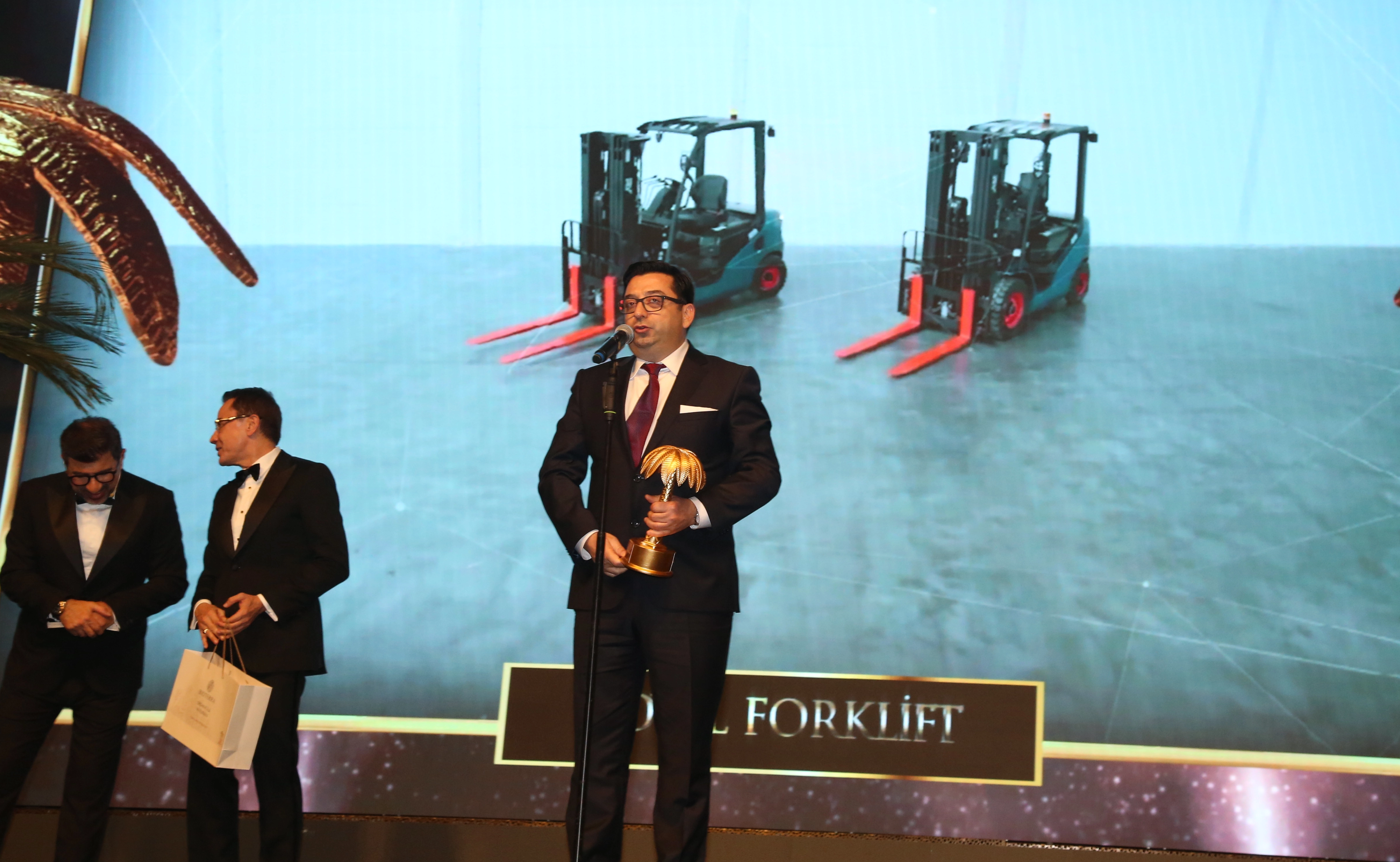 Giải thưởng thiết kế của Royal Diesel Forklift